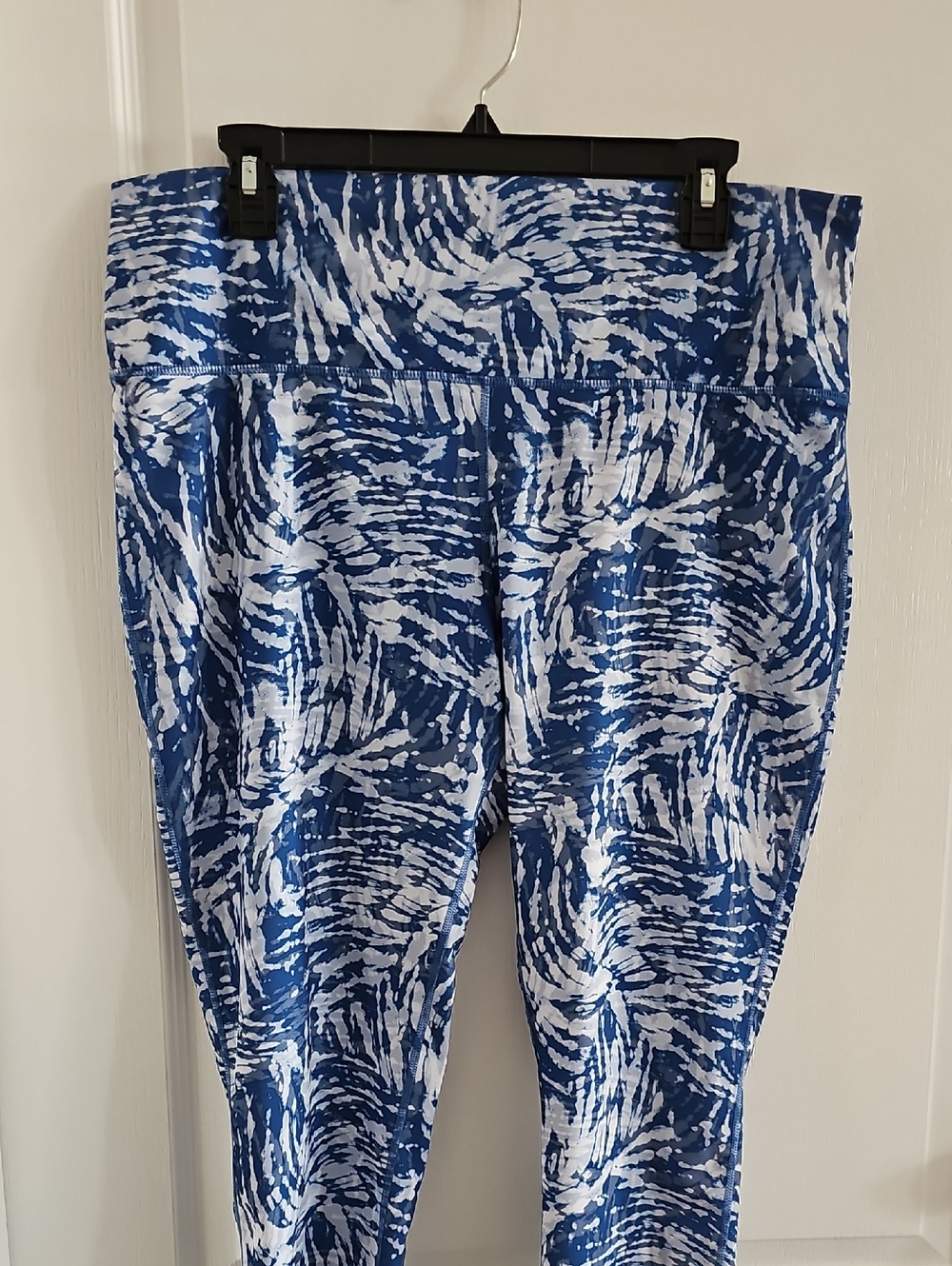 Reel Legends Blue & White Performance Leggings